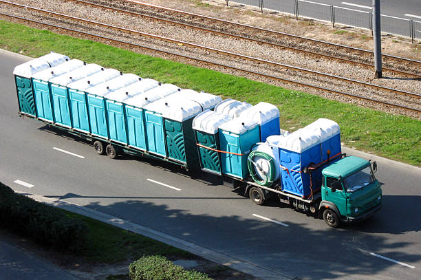 Best Porta potty delivery and setup  in Florence, MS